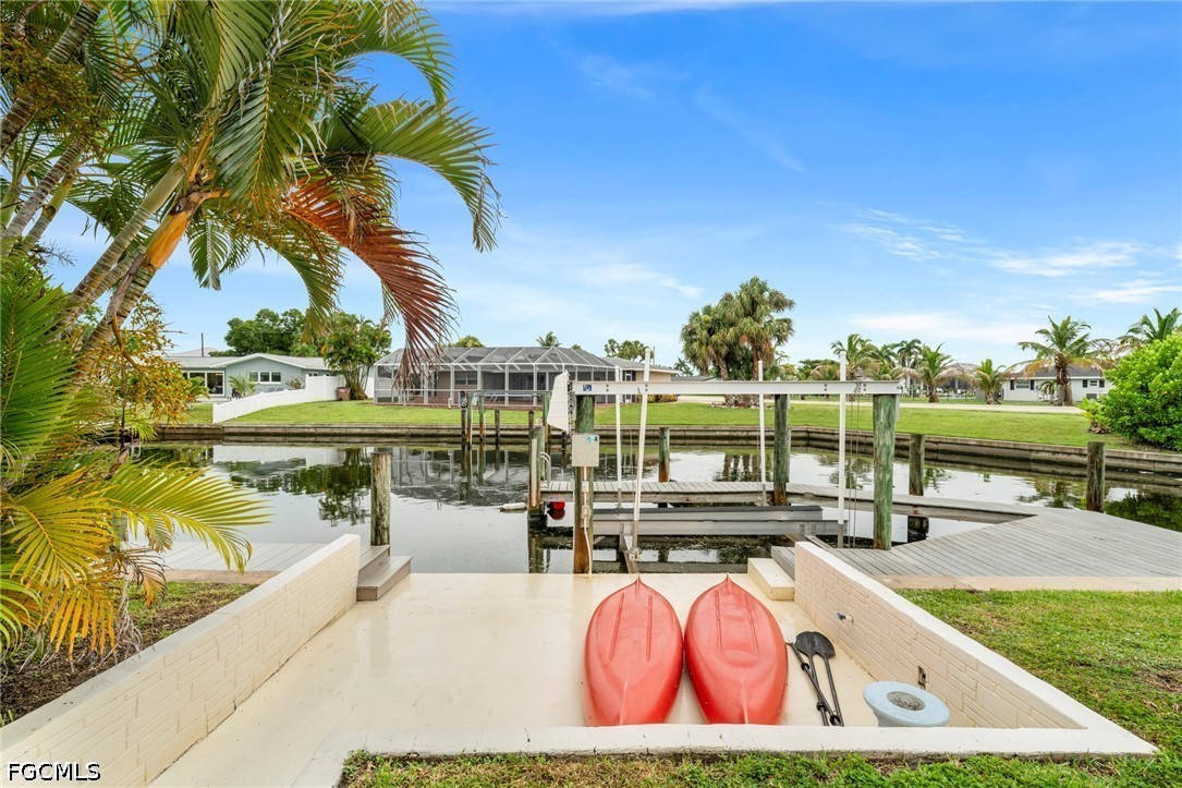 Dock