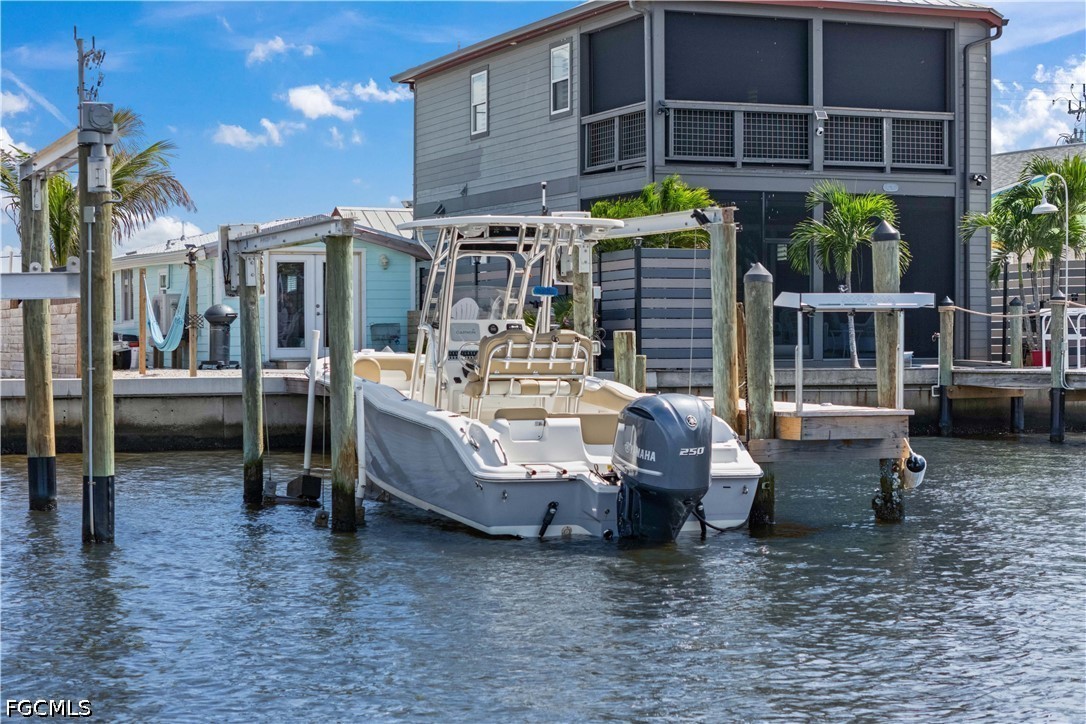 Dock