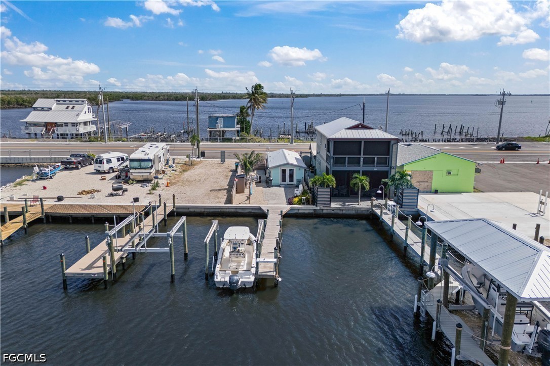Dock