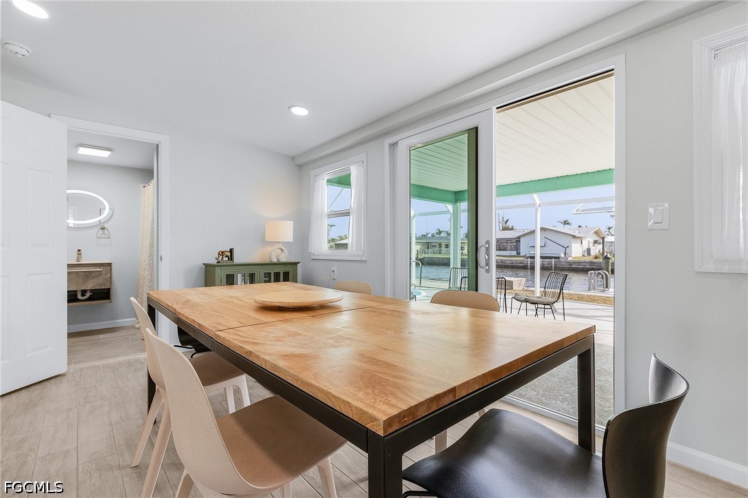 DiningArea
