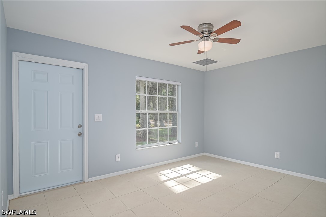 260 8th, Naples, FL 34120