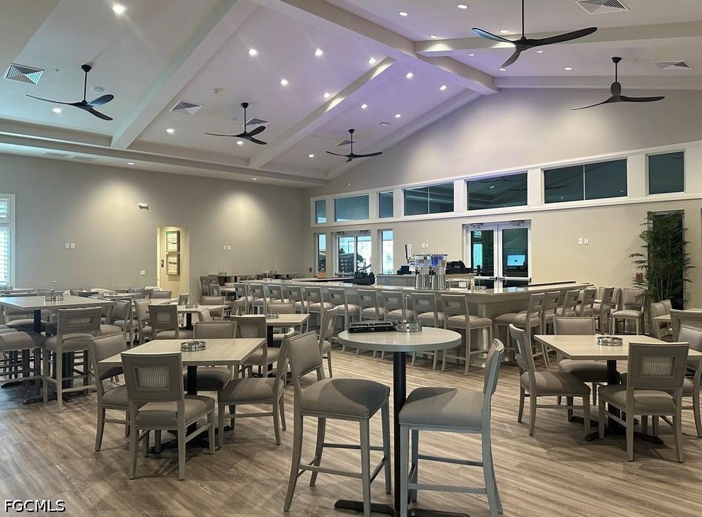 DiningArea