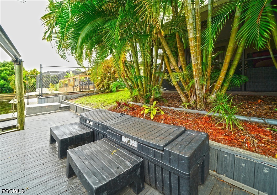 Dock