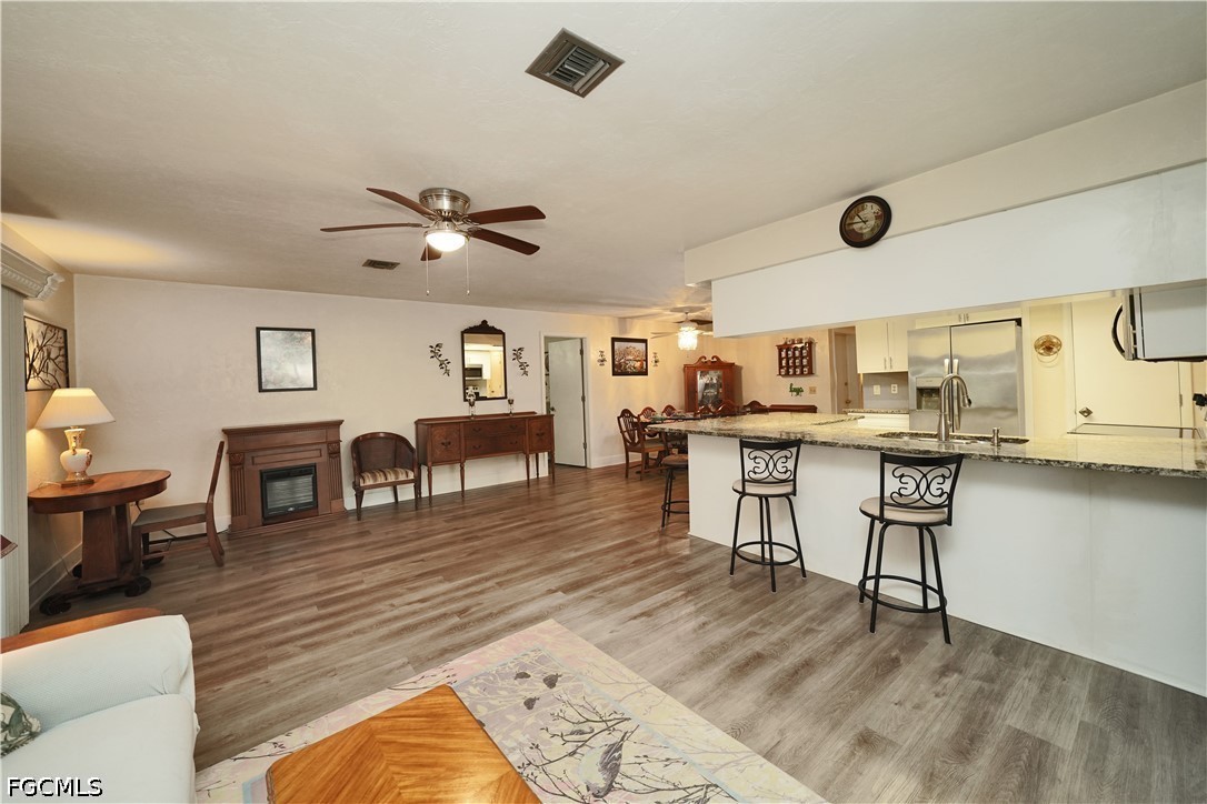FamilyRoom