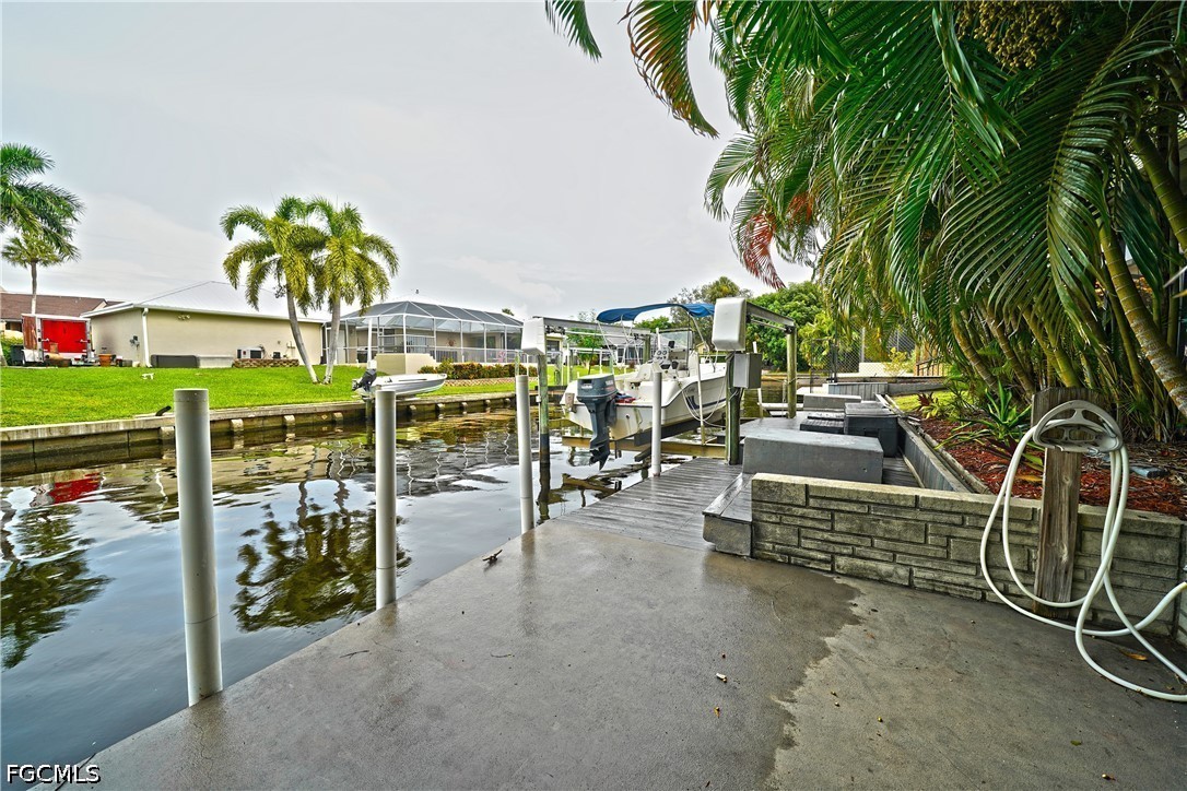 Dock