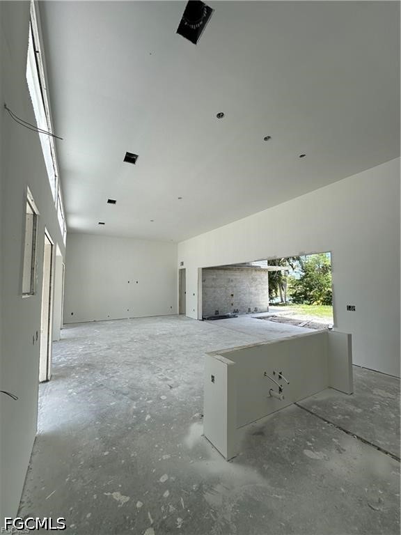 3105 17th, Cape Coral, FL 33993