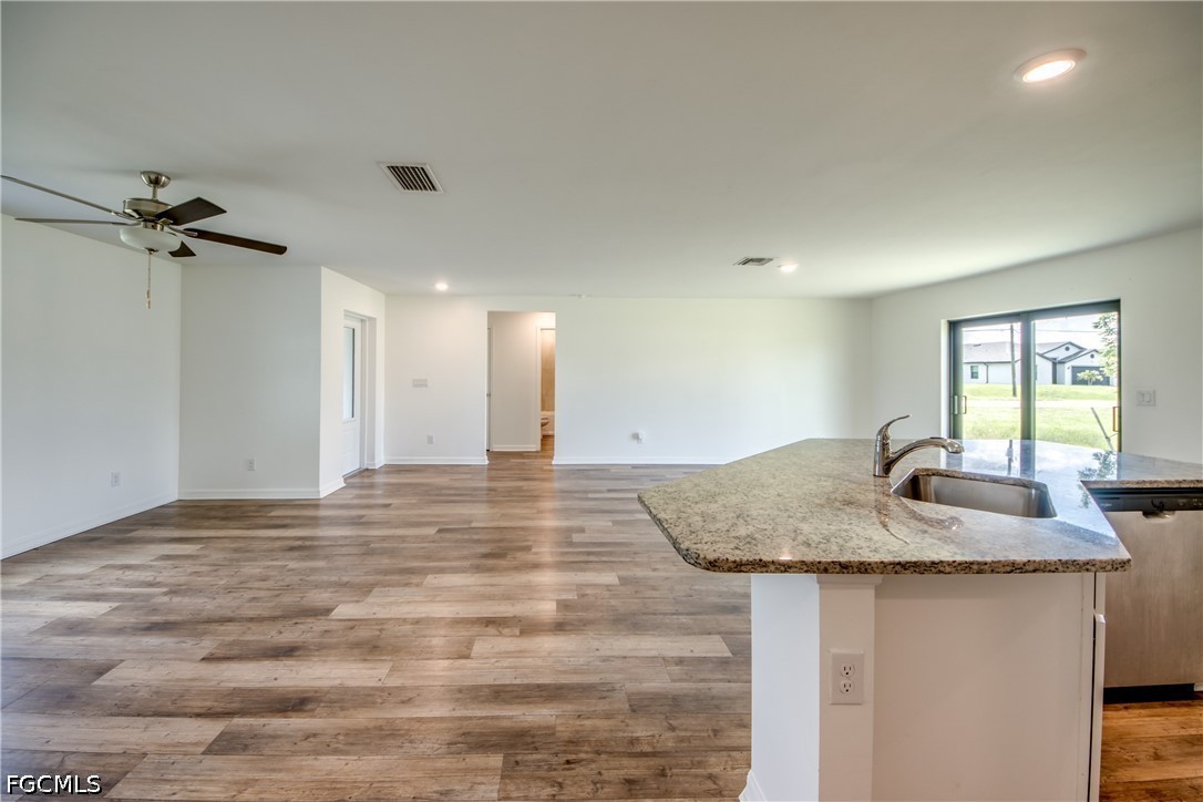 861 Winwood, Fort Myers, FL 33913