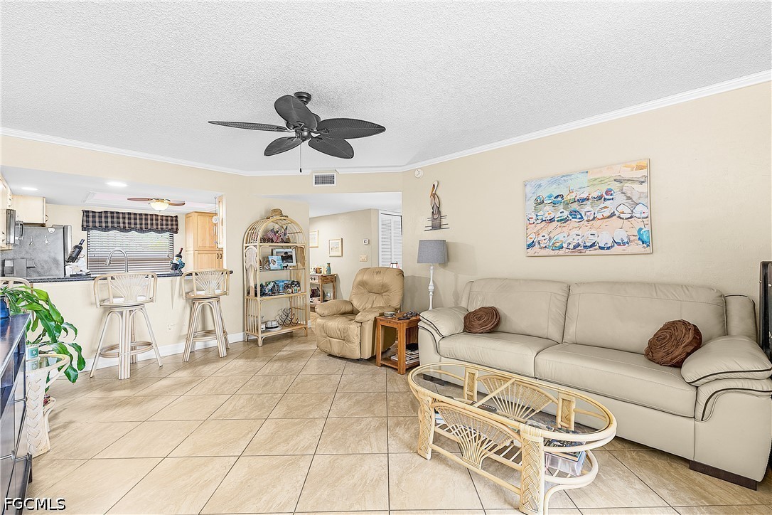 4708 8th Unit 105, Cape Coral, FL 33914