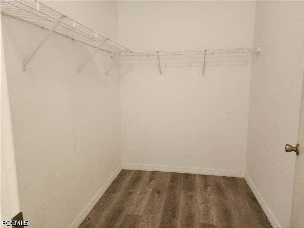 WalkInClosets