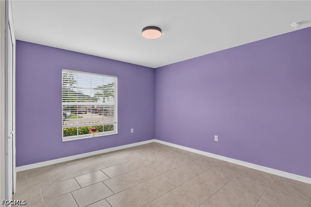17742 Paradiso, North Fort Myers, FL 33917