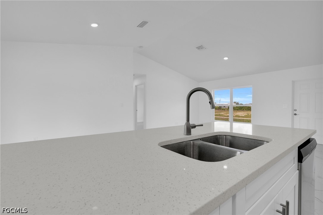 310 9th, Cape Coral, FL 33909