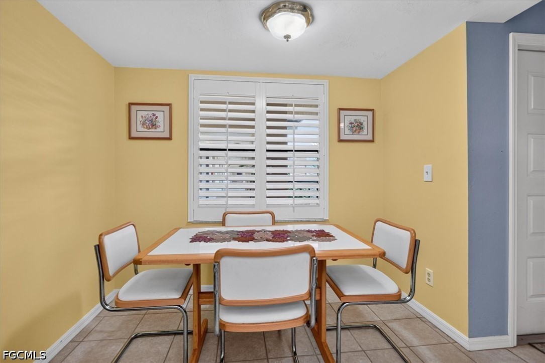 DiningArea
