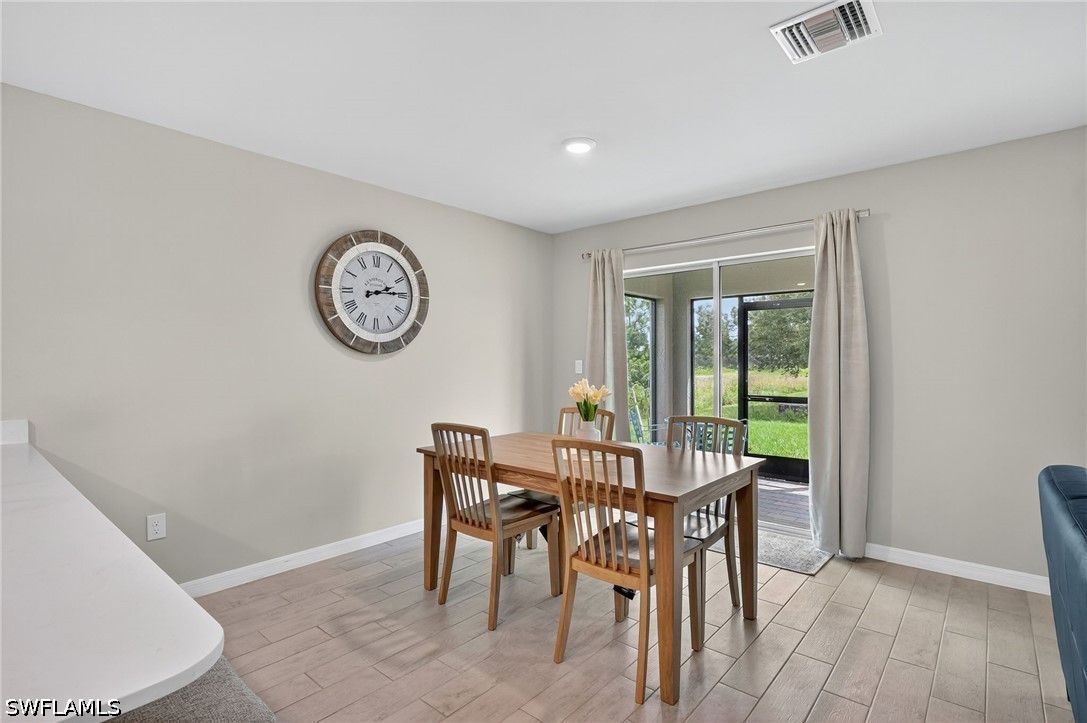 DiningArea