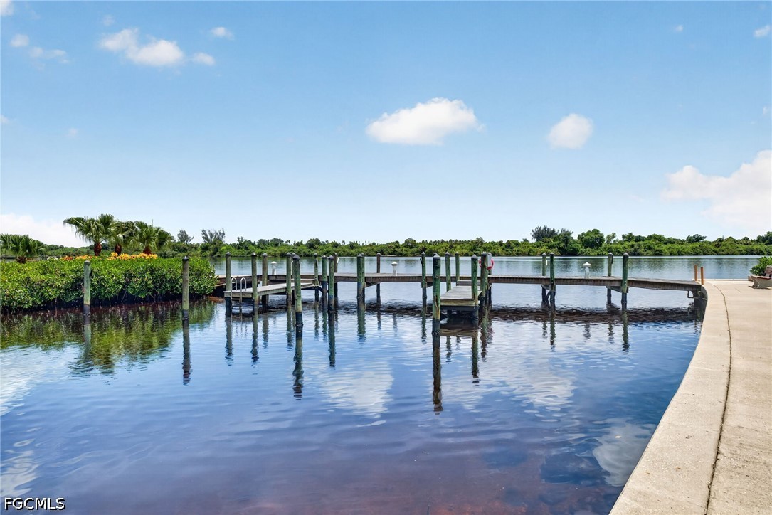 Dock
