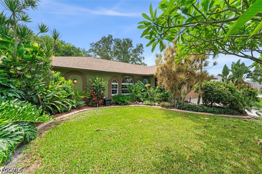 519 26th, Cape Coral, FL 33993