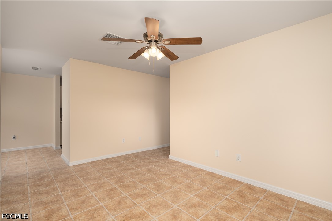 546 Sherwood, Lehigh Acres, FL 33974
