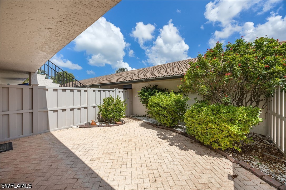 3350 10th Unit 1104, Naples, FL 34103