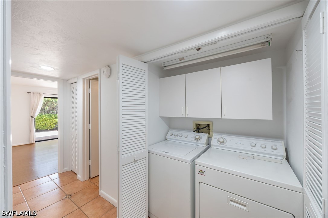3350 10th Unit 1104, Naples, FL 34103