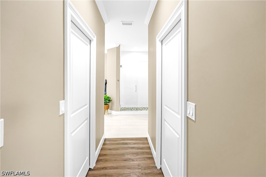1030 39th, Naples, FL 34117