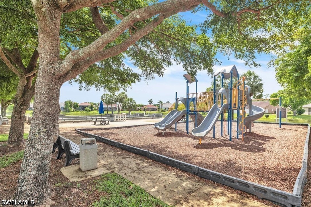 12898 Kedleston, Fort Myers, FL 33912