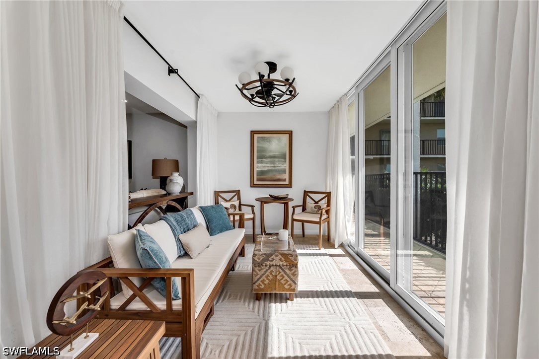 3500 Gulf Shore Unit 104, Naples, FL 34103