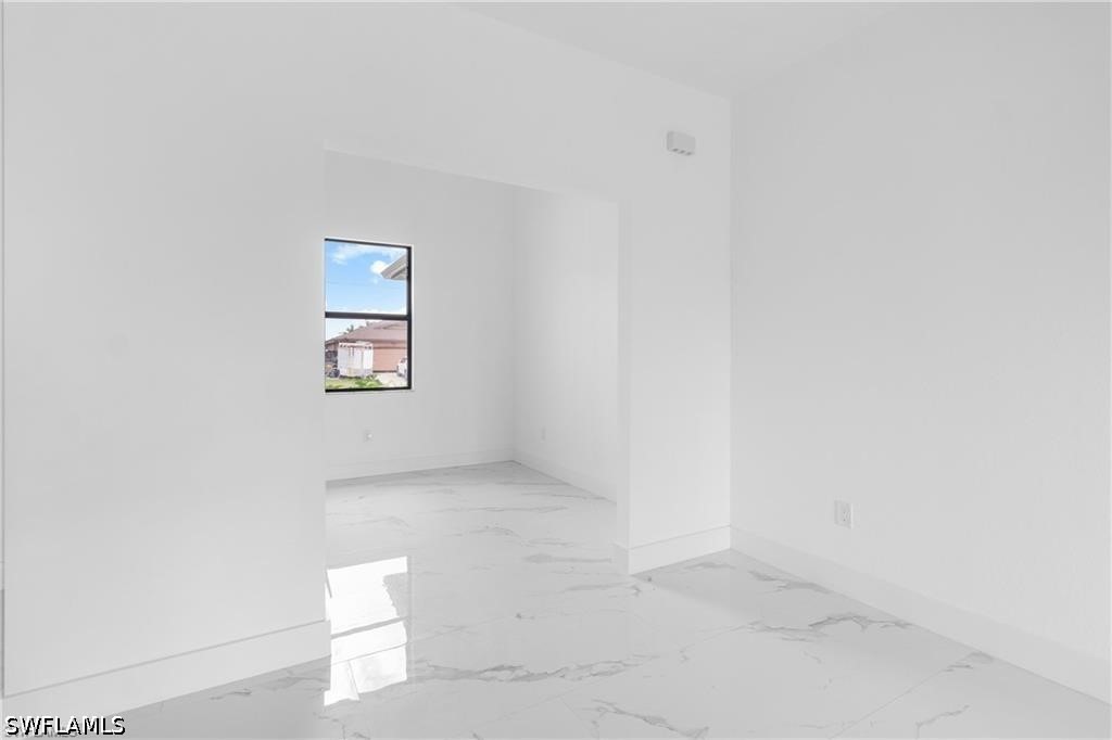1806 21st, Cape Coral, FL 33909