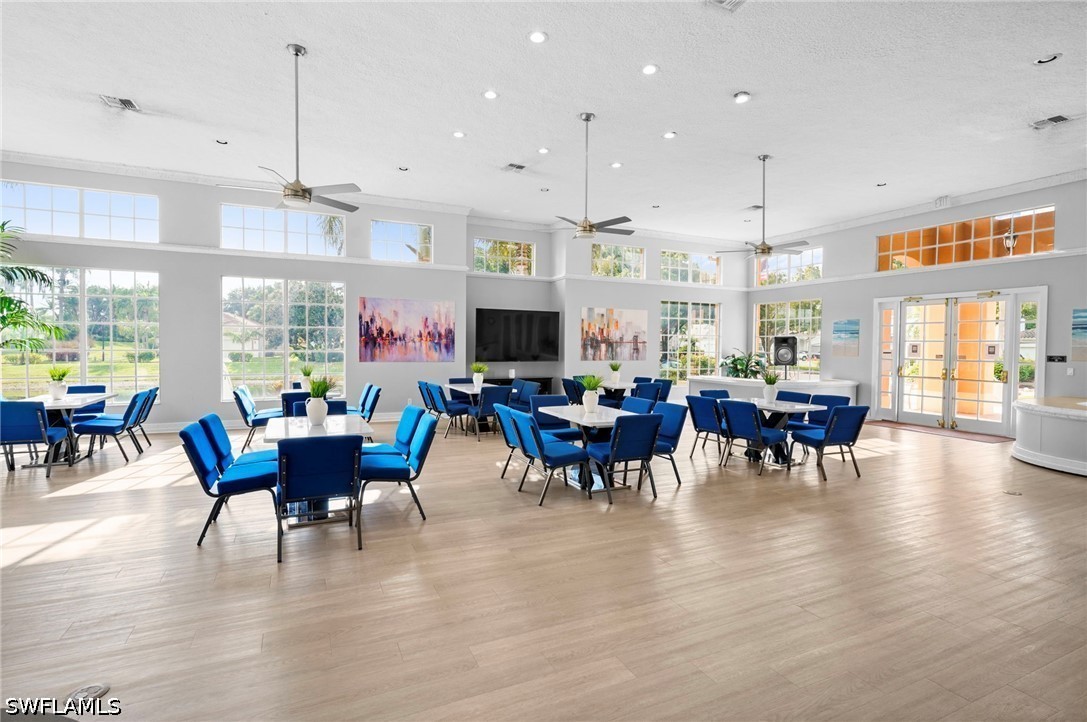 DiningArea
