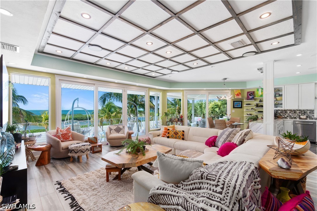 8124 Estero, Fort Myers Beach, FL 33931