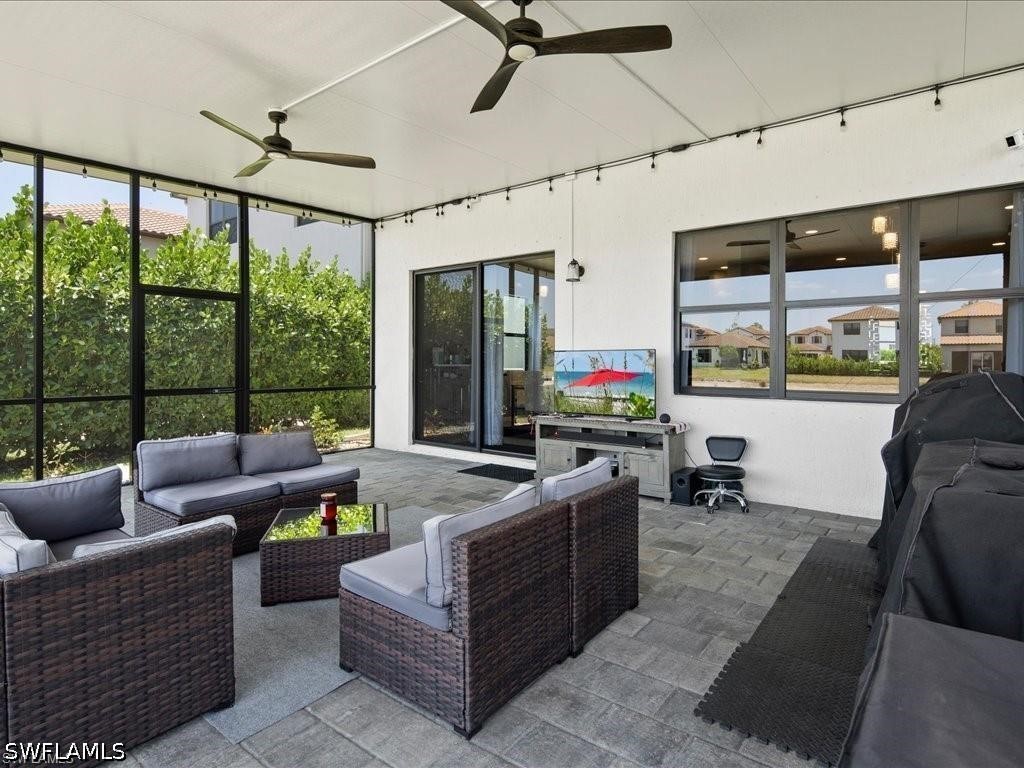 8812 Madrid, Naples, FL 34104