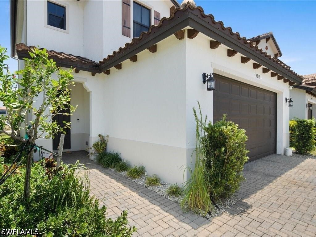 8812 Madrid, Naples, FL 34104