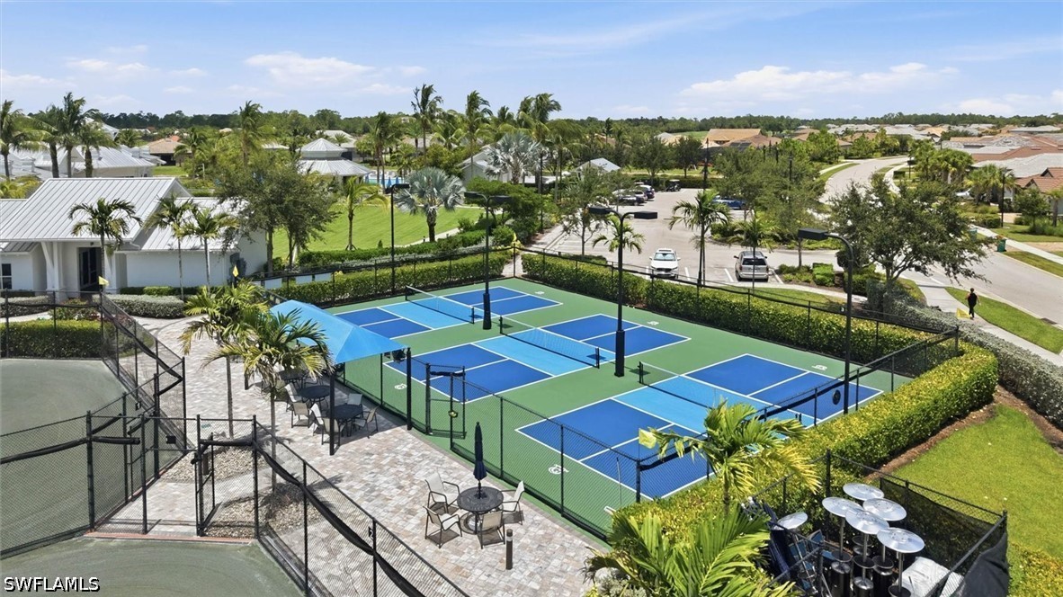 9439 Greyhawk, Naples, FL 34120