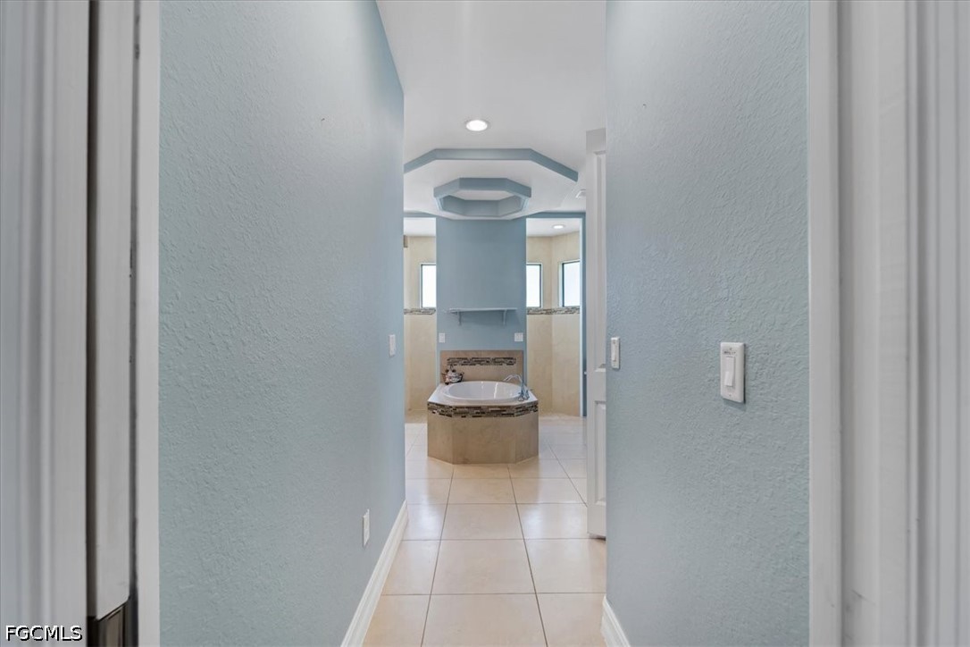 14 35th, Cape Coral, FL 33993