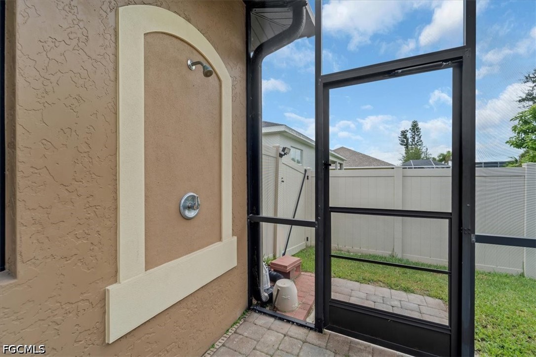 14 35th, Cape Coral, FL 33993