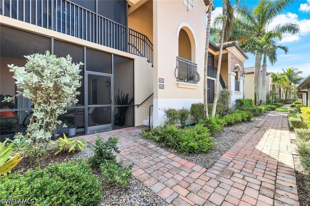 17960 Bonita National Unit 1725, Bonita Springs, FL 34135