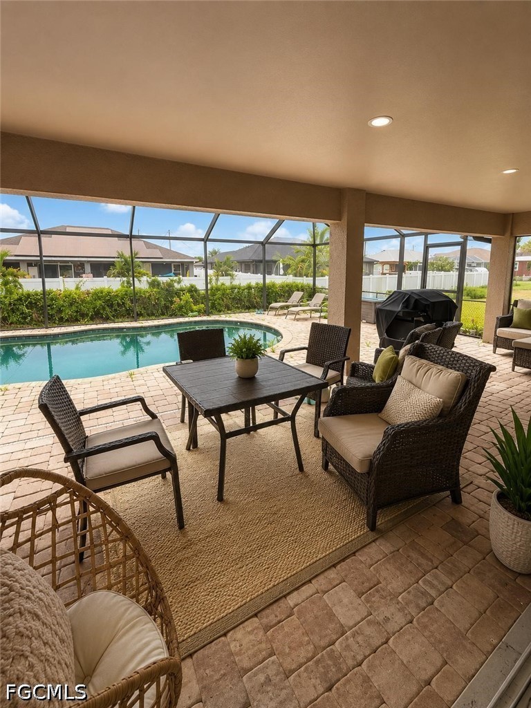 2504 19th, Cape Coral, FL 33993