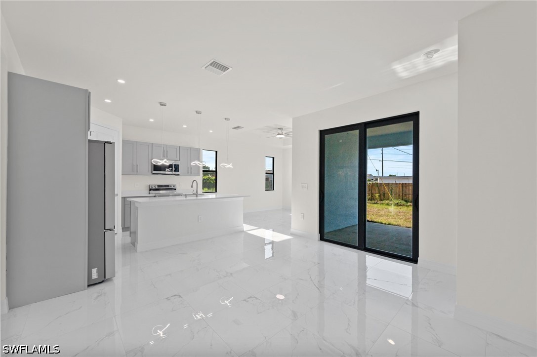 FamilyRoom