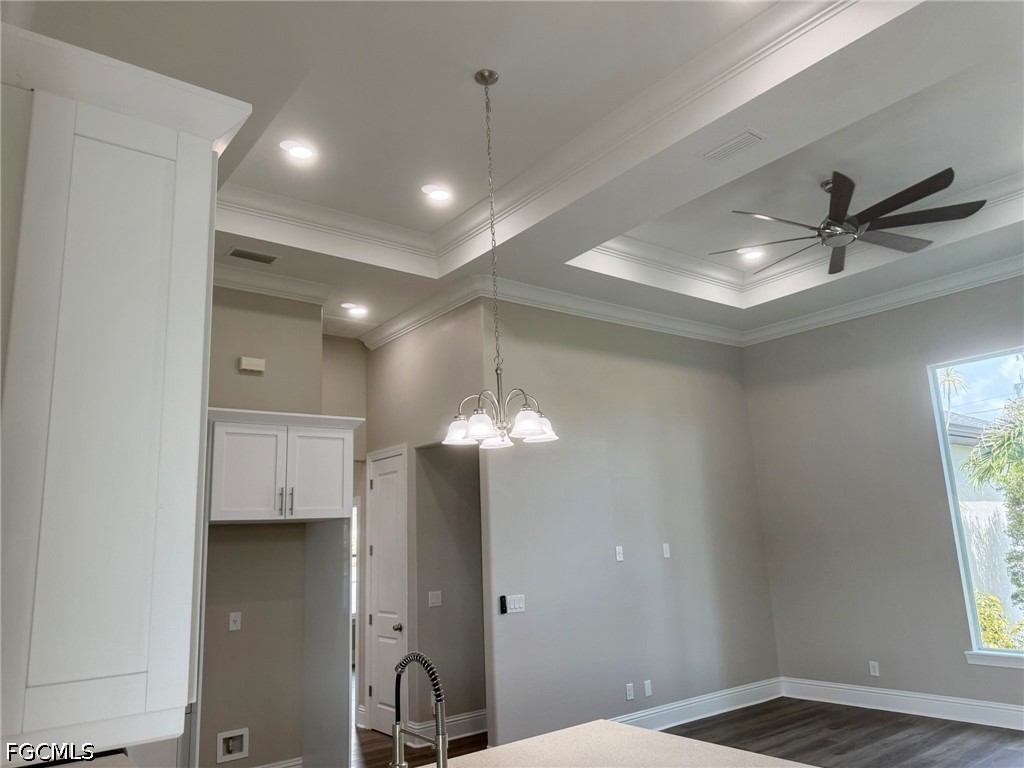 433 1st, Cape Coral, FL 33993