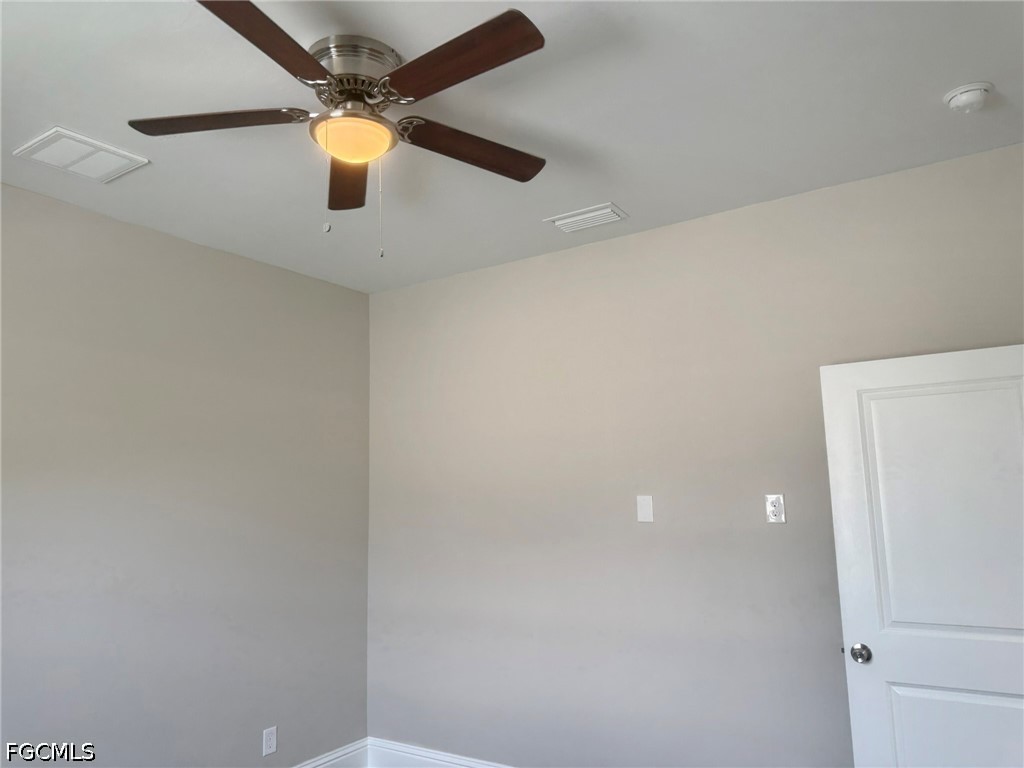 433 1st, Cape Coral, FL 33993