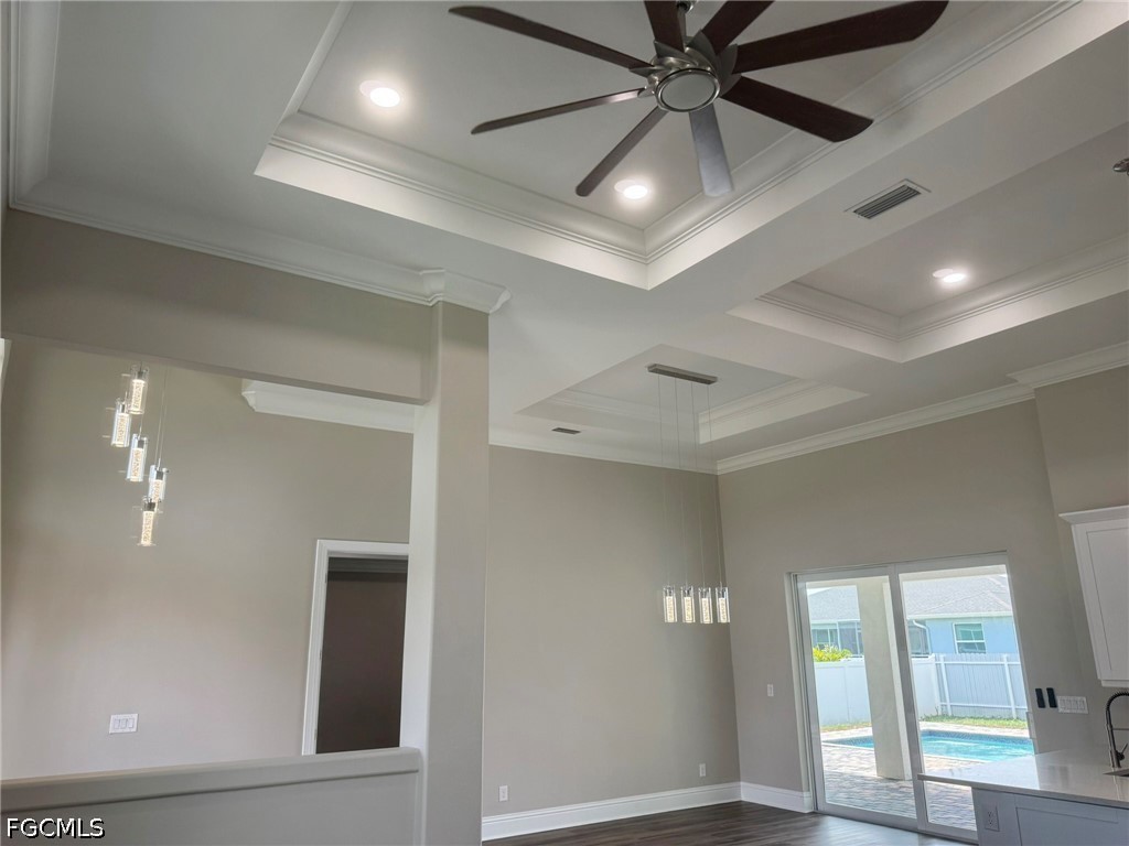 433 1st, Cape Coral, FL 33993