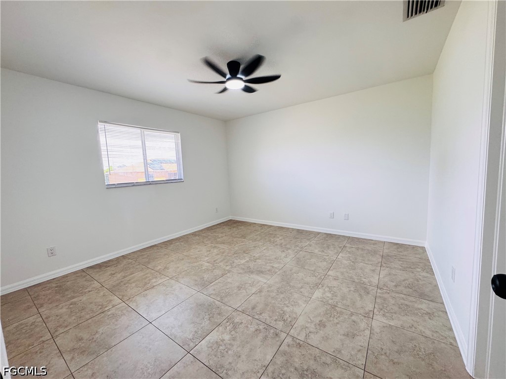 718 Rue Labeau, Fort Myers, FL 33913
