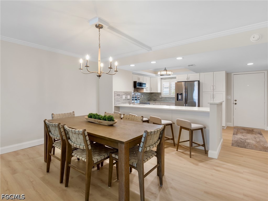 DiningArea