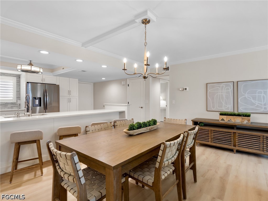 DiningArea
