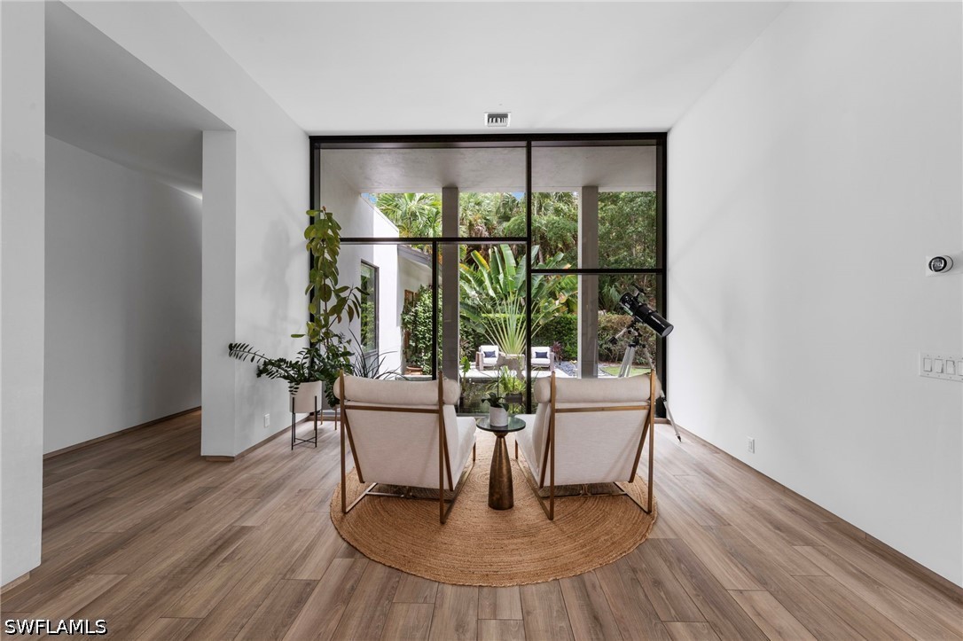 SittingRoom