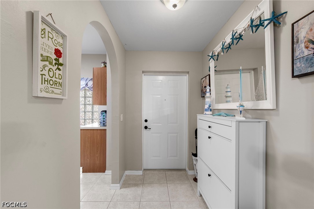 2261 Somerset Ridge Unit 103, Lehigh Acres, FL 33973
