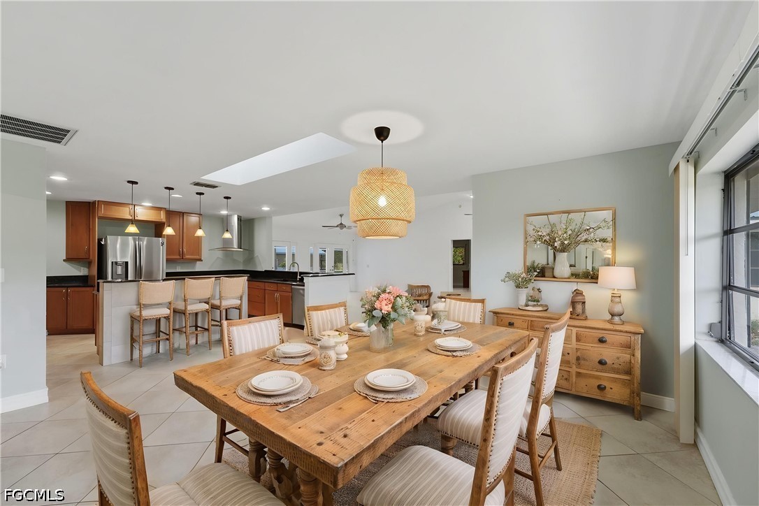 DiningArea