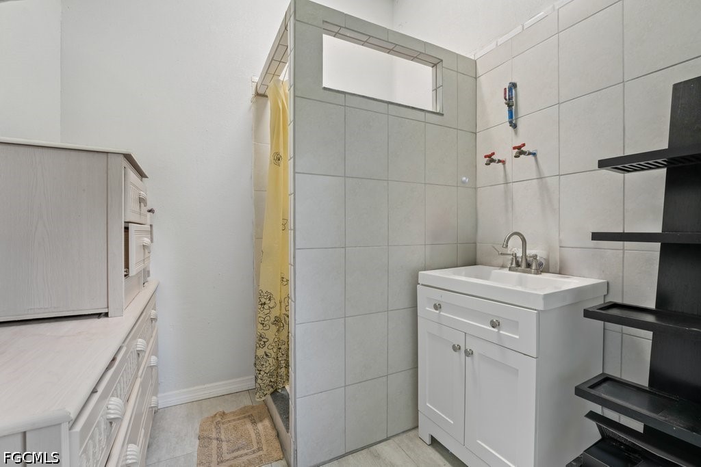 9200 Nalle Grade, North Fort Myers, FL 33917
