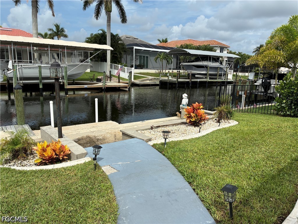 Dock