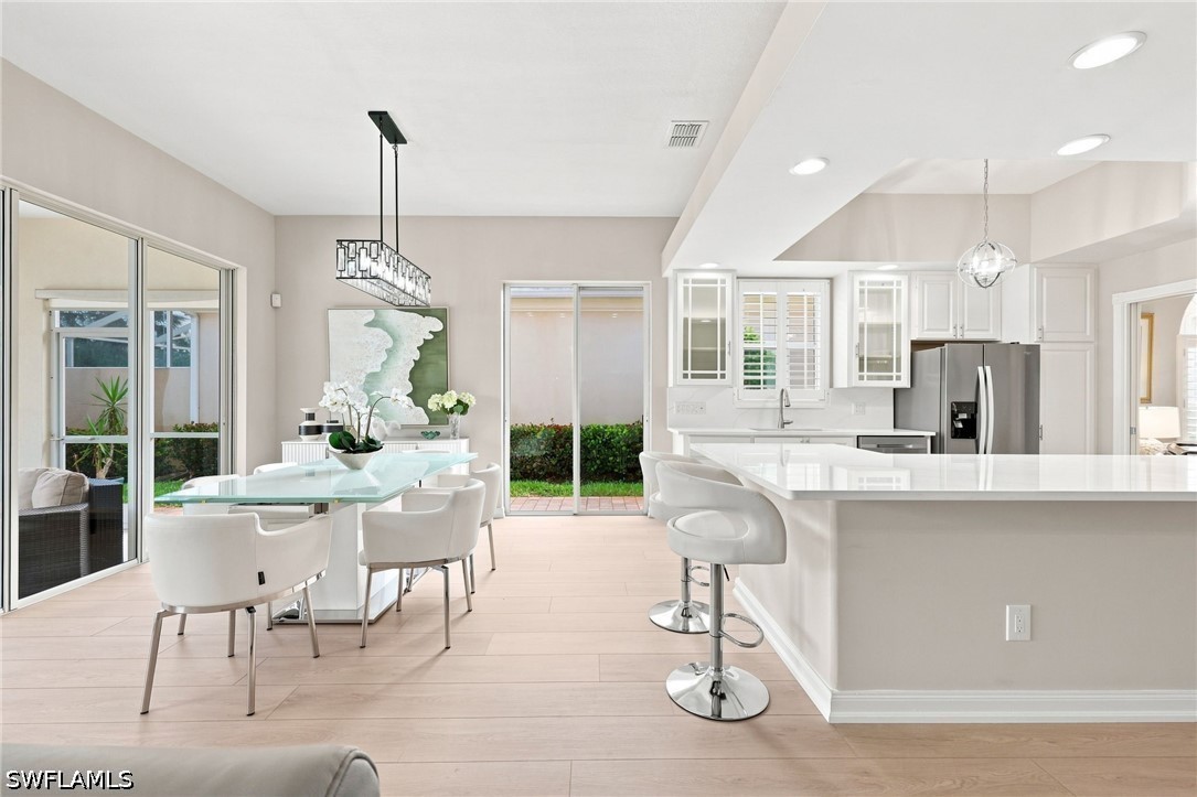 DiningArea