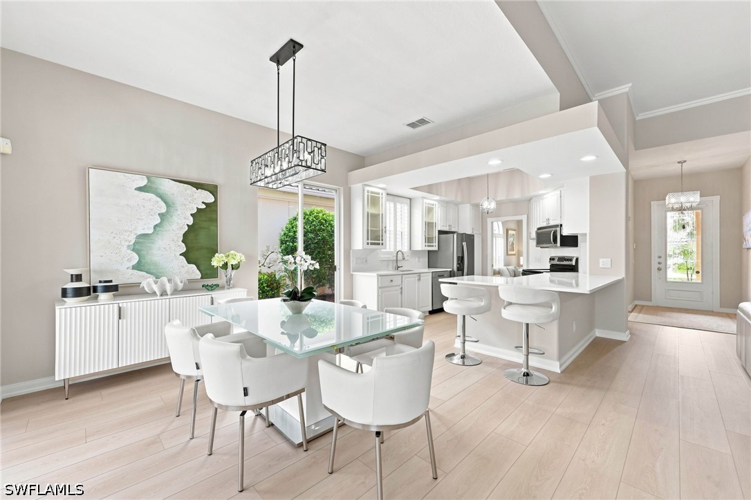 DiningArea