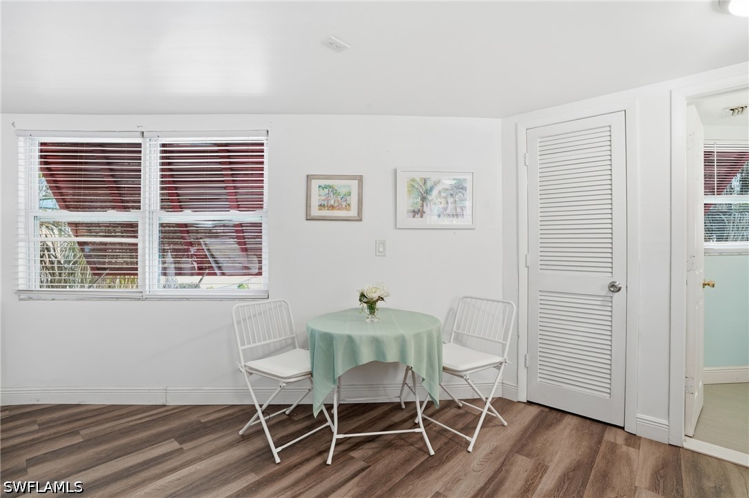 DiningArea